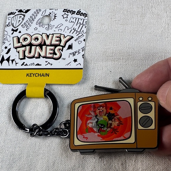 Loungefly Looney Tunes Lenticular TV Keychain - New, Sealed - Picture 10 of 10
